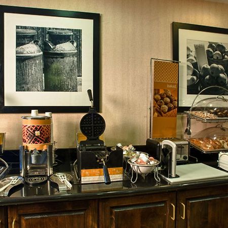 Hampton Inn Spring Lake Fayetteville Екстериор снимка