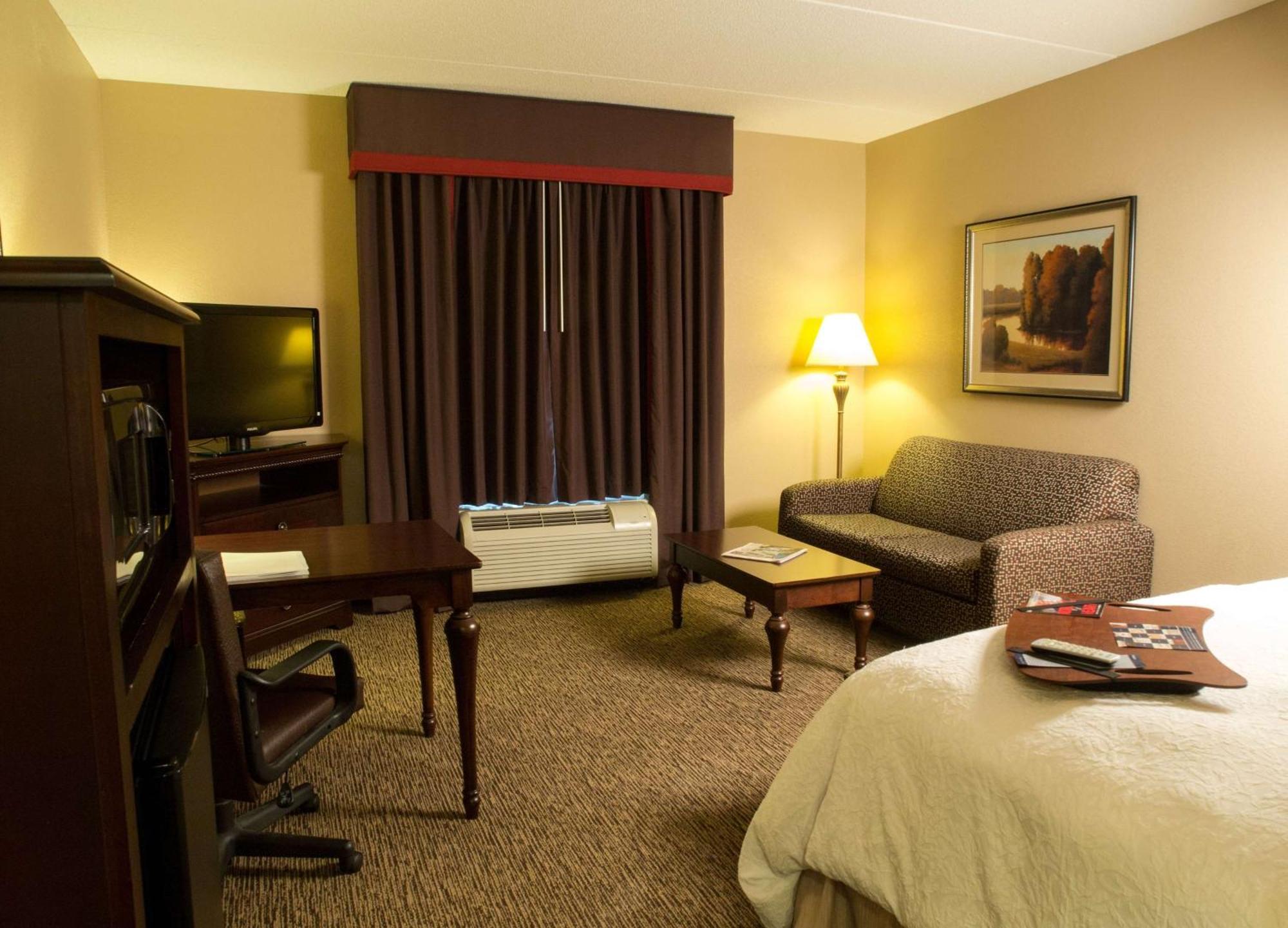 Hampton Inn Spring Lake Fayetteville Екстериор снимка